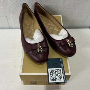 MICHAEL KORS FLATS